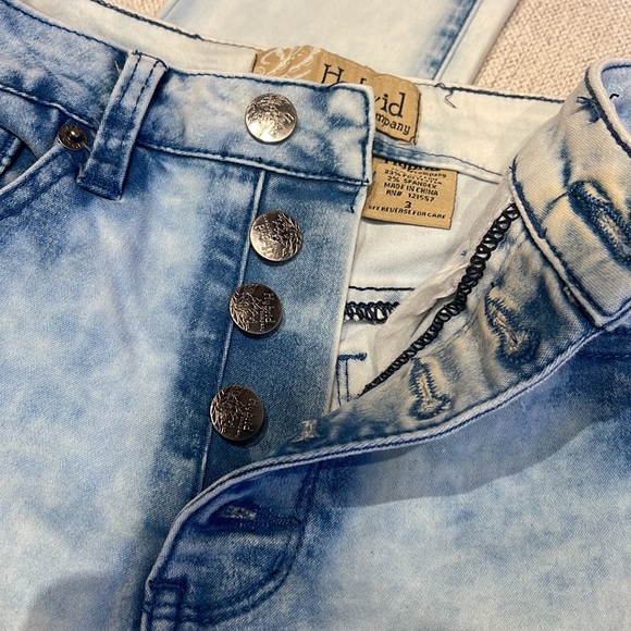 Stretchy High Waisted Skinny Jeans 💙 Made w/ Spandex - 90s Bleached Denim Look - Picture 7 of 8